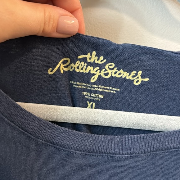 NWT The Rolling Stones Graphic Tee - Picture 5 of 6